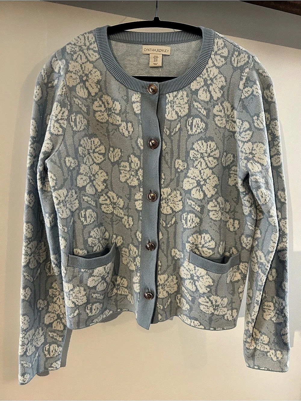 Cynthia Rowley Floral Cardigan in Blue & White Size Medium Like New